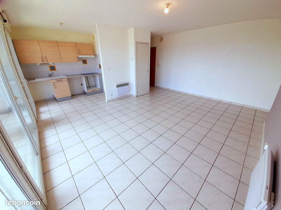 Appartement 3 pièces 58 m² · à Luc-la-Primaube · 58 m² · 650 €/mois