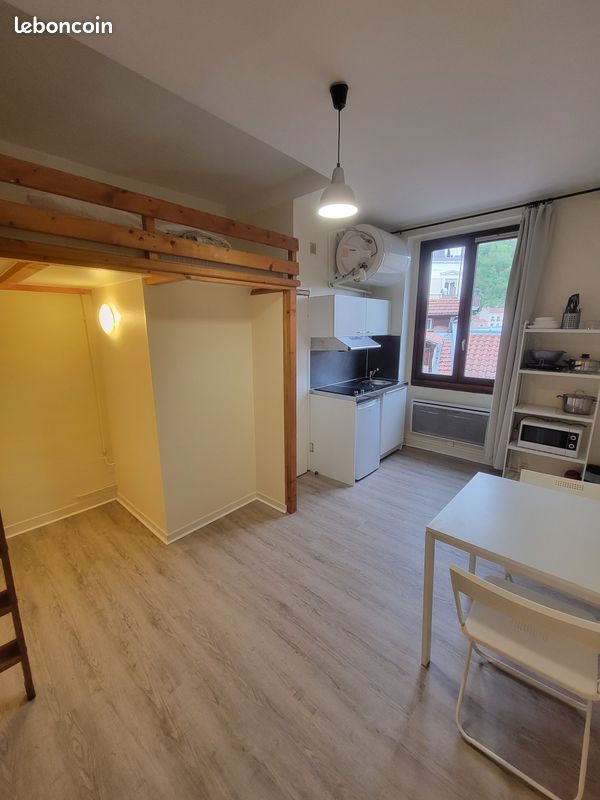Appartement 1 pièce 16 m² · à Grenoble · 16 m² · 420 €