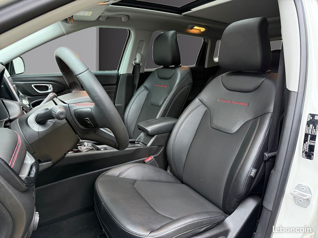JEEP COMPASS II 1.3 PHEV T4 240cv 4XE EAWD TRAILHAWK Excellent Etat Tout Options CarPlay Toit Ouvrant Panoramique Garantie 12 mois (image 9)