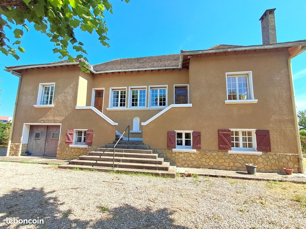 Maison 7 pièces 220 m² · à Monbazillac · 220 m² · 398 500 €