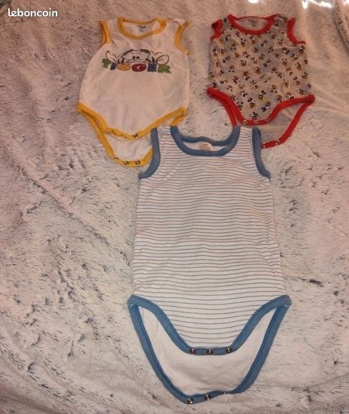Lot de 28 bodies manches courtes garçon (image 6)
