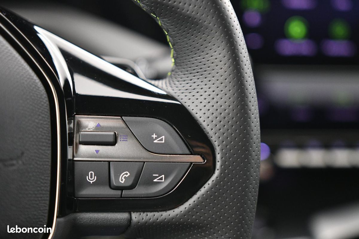 PEUGEOT 308 PHEV 180 e-EAT8 GT +VISIO 360 (image 23)