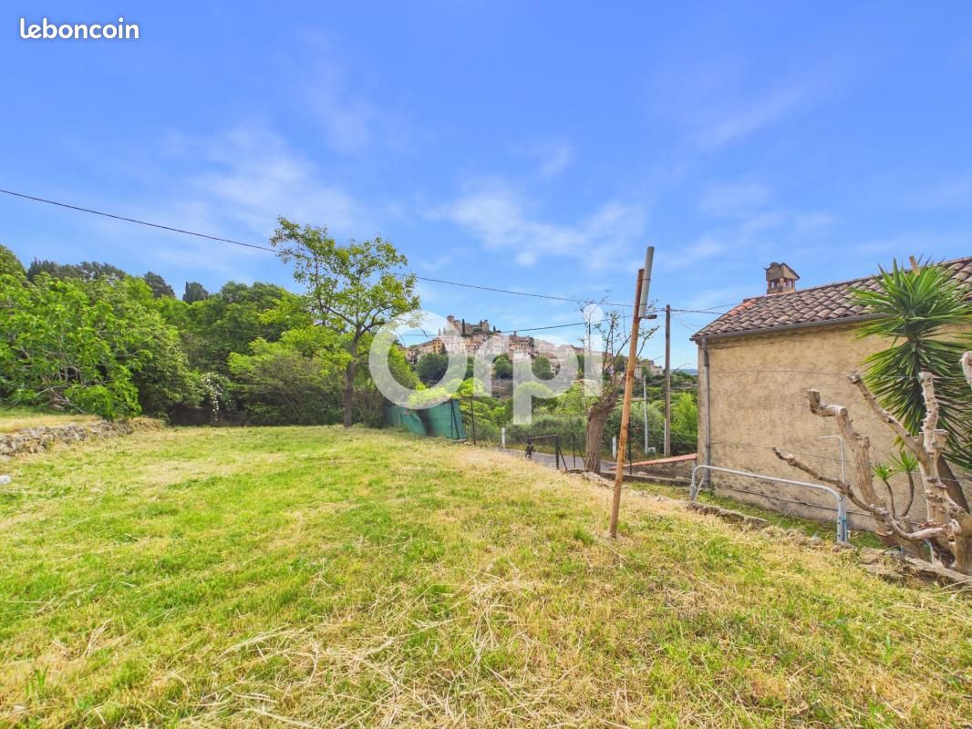 Maison 5 pièces 205 m² · à Callian · 205 m² · 299 000 €