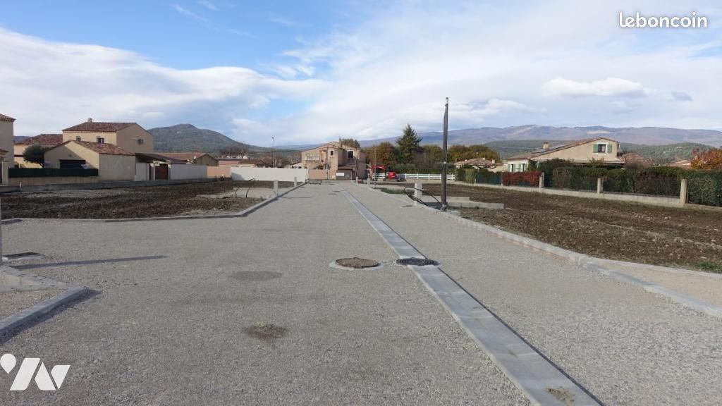 Terrain 557 m² LES MEES (image 4)