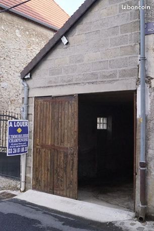 Garage/box 27 m² Montmirail