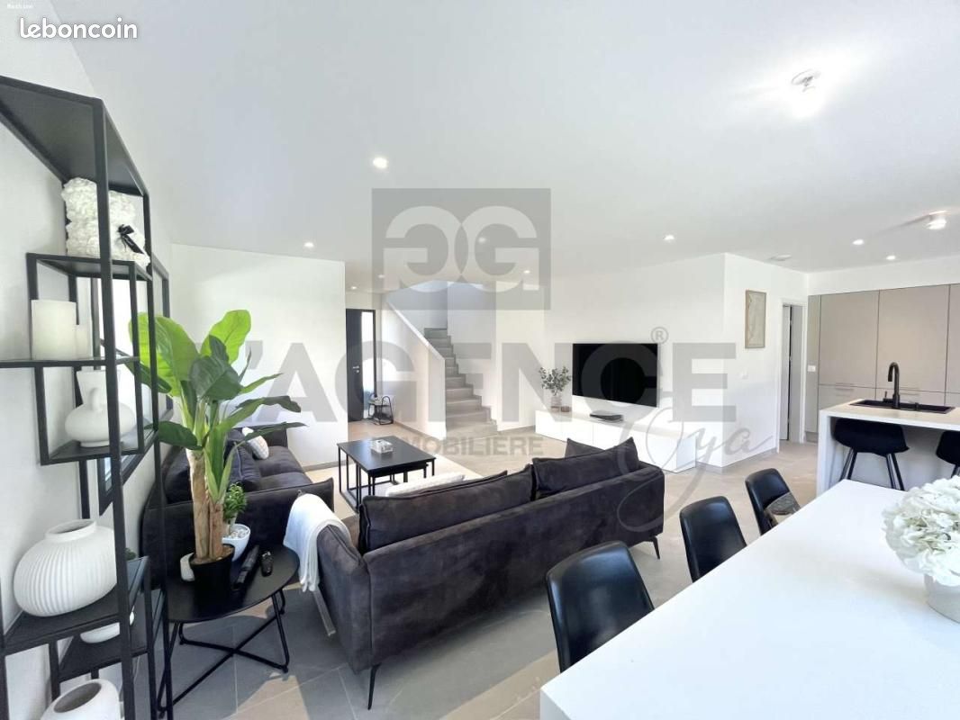 Maison 5 pièces 115 m² · à Scionzier · 115 m² · 409 000 €