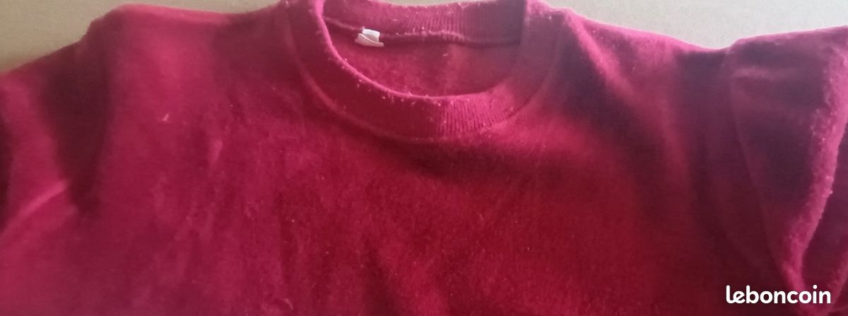 Pull vintage rouge velours garçon 12 ans des années 70pas d'envoi (image 2)