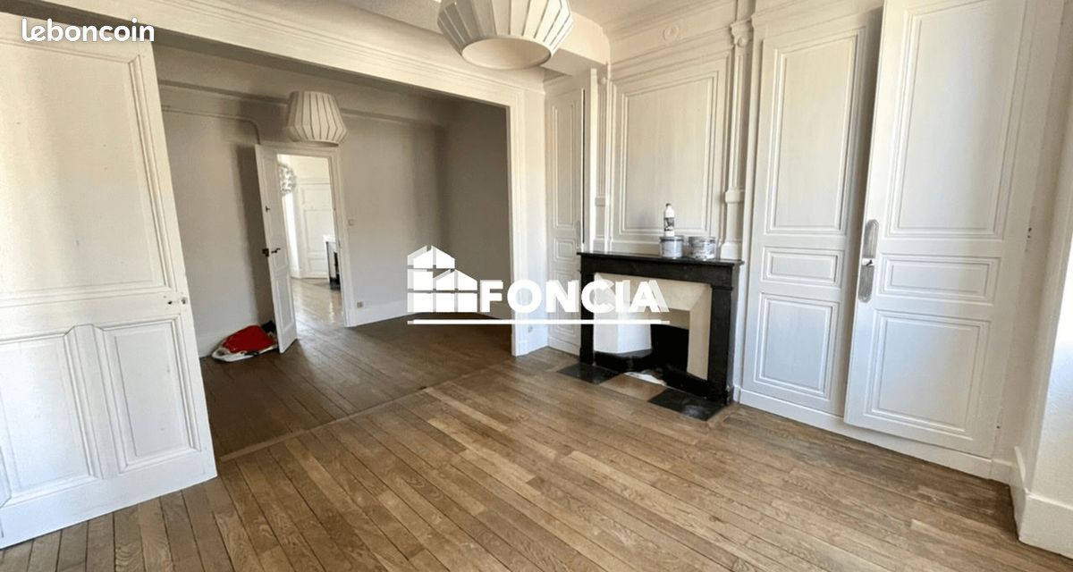 Appartement 3 pièces 79 m² · à Villefranche-sur-Saône · 79 m² · 808 €