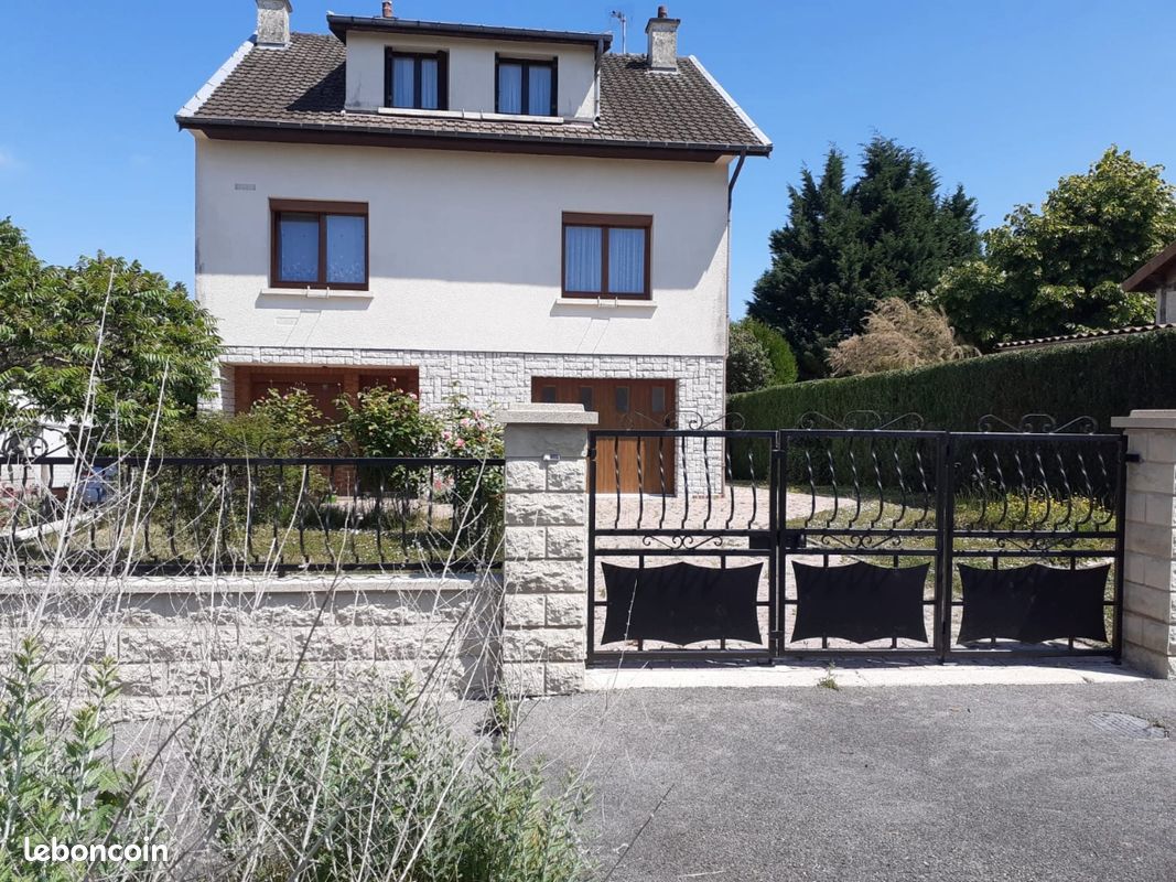Maison 6 pièces 140 m² · à Sermaize-les-Bains · 140 m² · 100 000 €