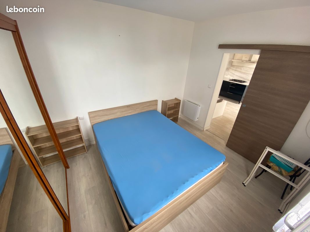 Location appartement tharon meublé avec terrasse, parking privé et accès plage à pied (image 2)