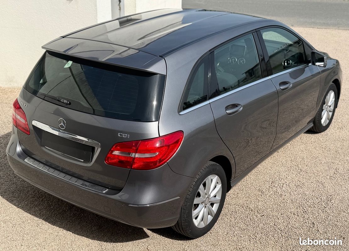 Mercedes Benz CLASSE B 180 CDI 110 CH BVA 7G-DCT / Reprise possible (image 3)