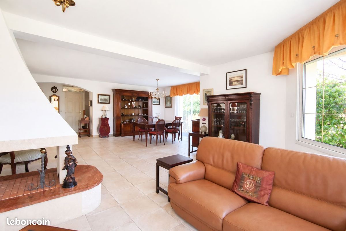 Maison 9 pièces 186 m² · à Montlignon · 186 m² · 729 000 €
