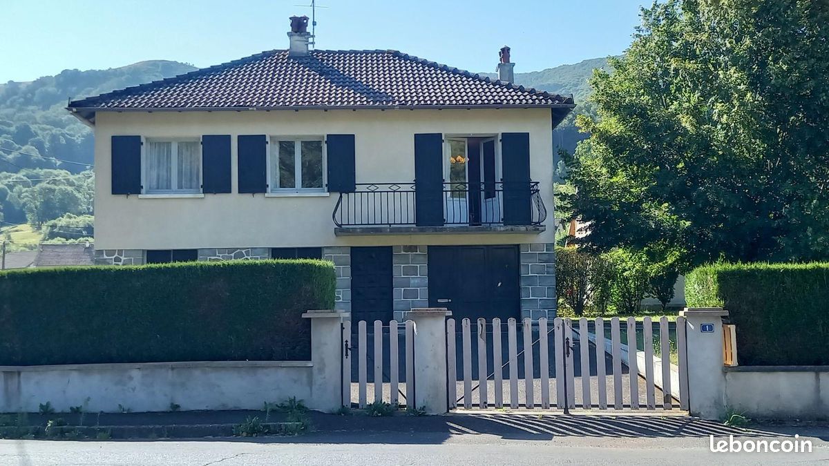 Maison 6 pièces 107 m² · à Thiézac · 107 m² · 127 700 €