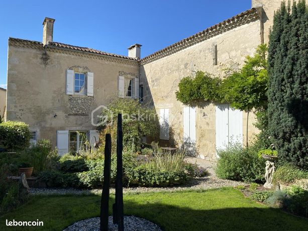 Maison 13 pièces 550 m²