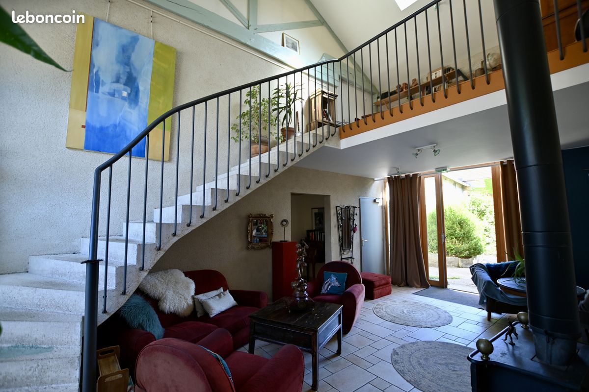 Propriété 12 pièces 345 m² (image 11)
