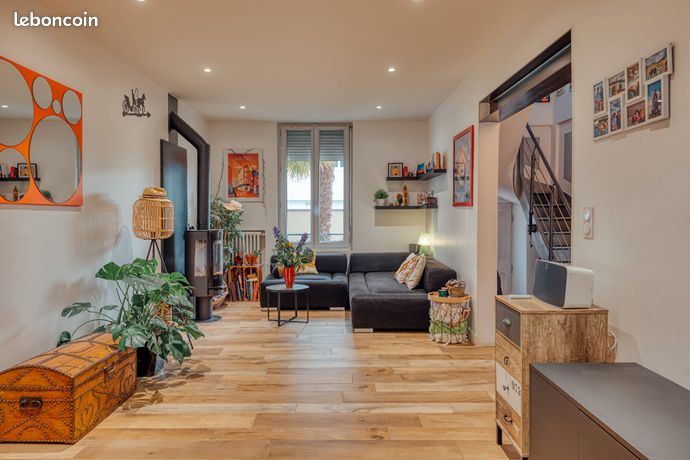 Maison 7 pièces 134 m² — 4