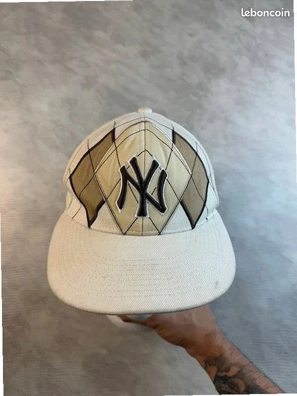 Casquette NY Yankees MLB Vintage – Drew Pearson International – Argyle & Beige/Écru (image 1)
