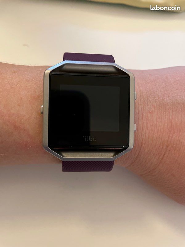Fitbit versa 1 (image 4)