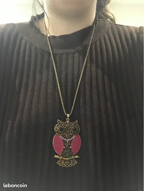 Sautoir doré hibou 🦉 (image 3)