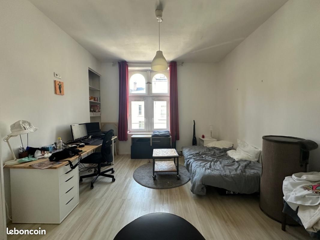 Appartement 1 pièce 27 m² · à Blois · 27 m² · 490 €