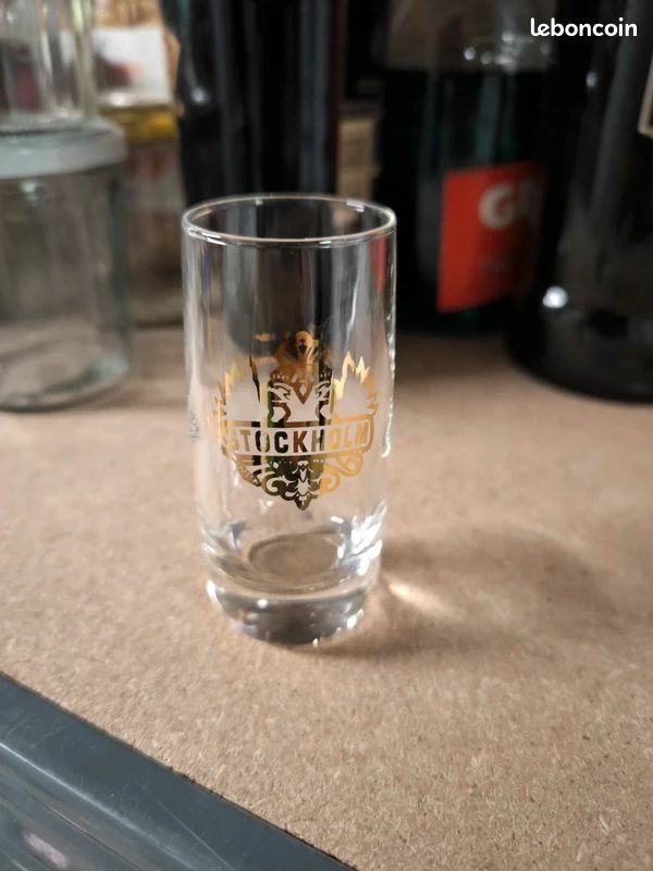Verre shooter / shot Stockholm par Pierre Smirnoff - Doré (image 1)