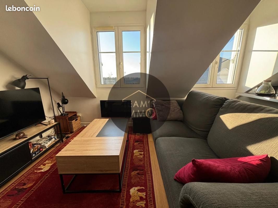 Appartement 2 pièces 38 m² · à Voisins-le-Bretonneux · 38 m² · 869 €/mois