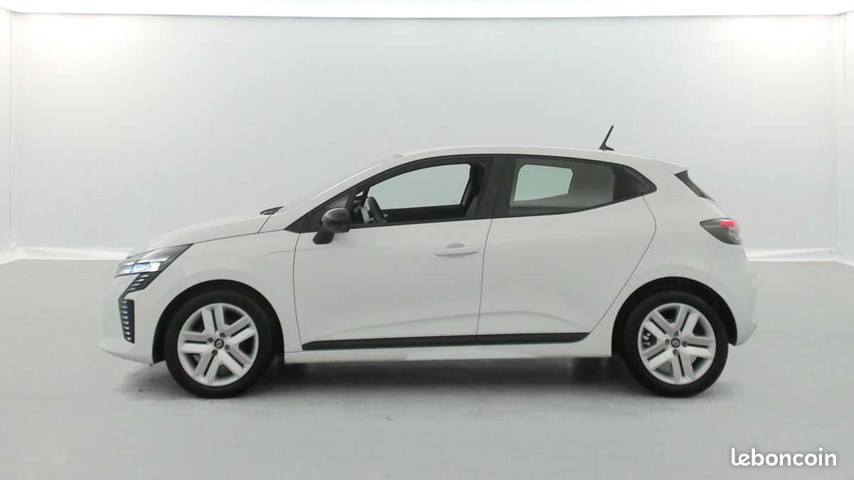 RENAULT Clio TCe 90 Evolution (image 2)