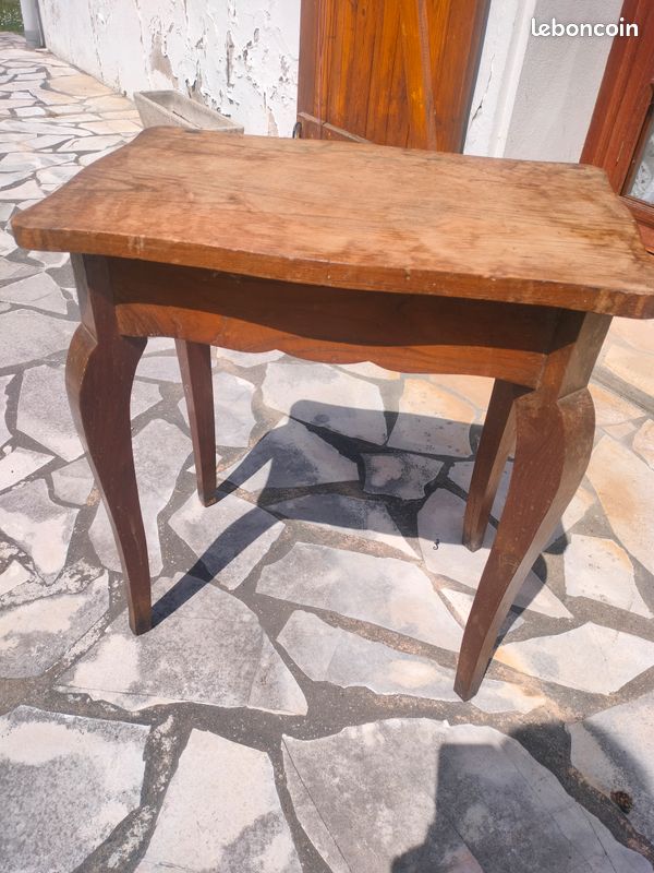 Table en bois vintage (image 2)