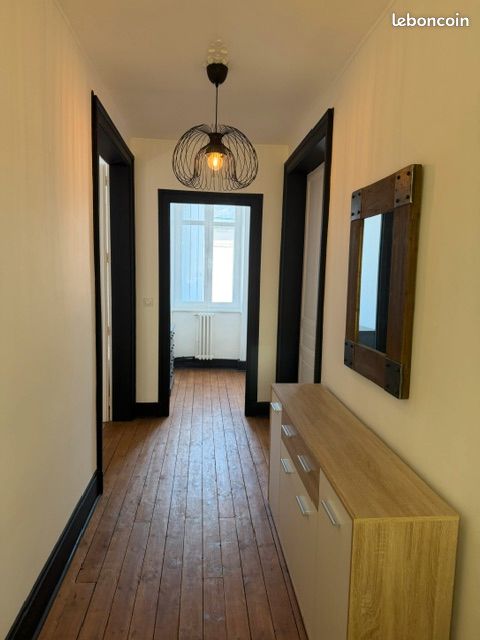 Maison 8 pièces 180 m² · à Limoges · 180 m² · 1 990 €/mois