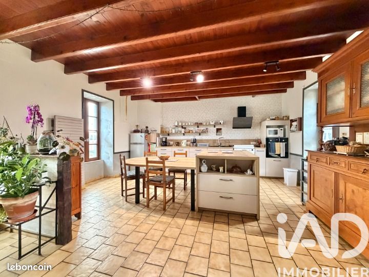Maison 5 pièces 125 m² · à Antigny · 125 m² · 159 000 €