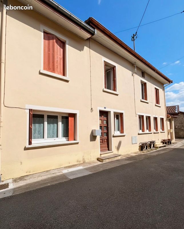 Immeuble 213 m² · à Ambérieu-en-Bugey · 213 m² · 390 000 €