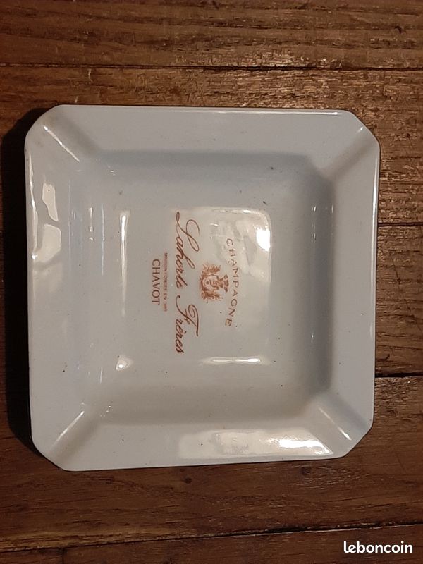 Vintage ancien cendrier laherte frères champagne (image 1)