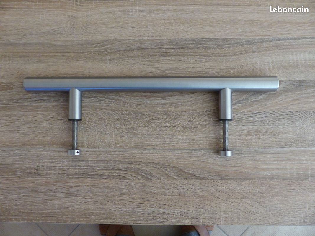Poignée porte inox (image 1)