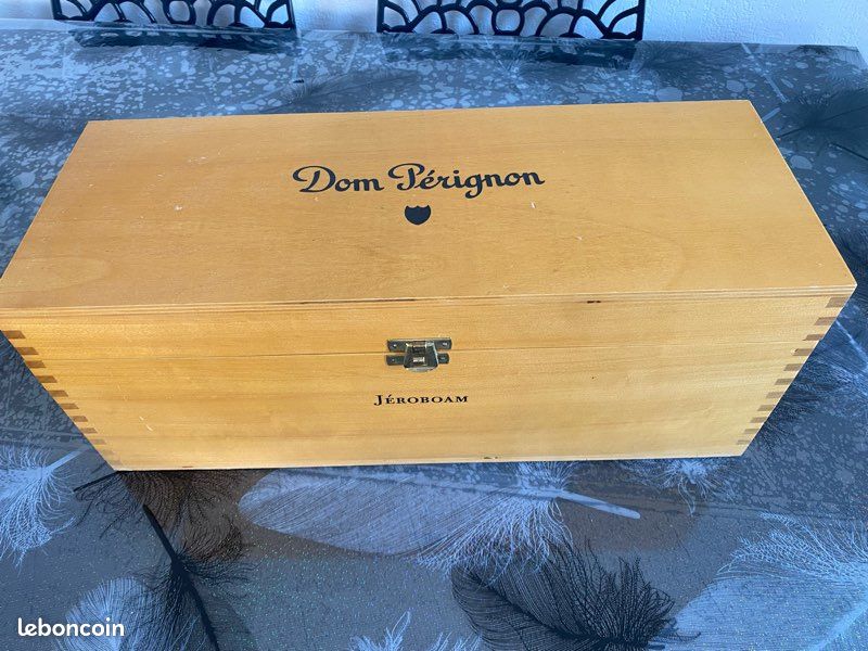 Vends boîte champagne Dom Perignon (image 1)
