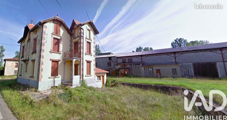 Maison 5 pièces 5000 m²