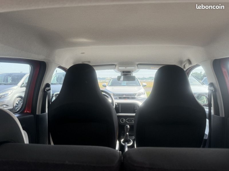 Renault TWINGO III 1.0 SCE 65CH EQUILIBRE (image 29)