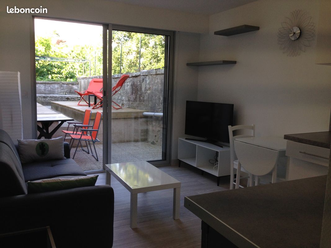 Appartement 1 pièce 29 m² · à Saintes · 29 m² · 535 €