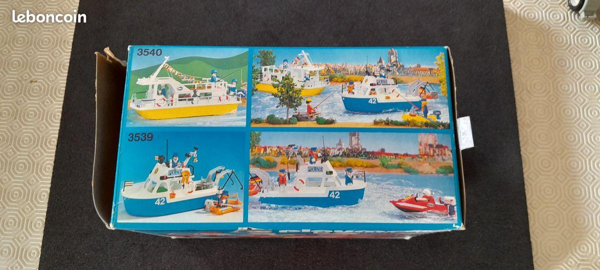 Bateau Playmobil hors-bord de course vintage Texaco réf 3538 de 1979 à négocier
