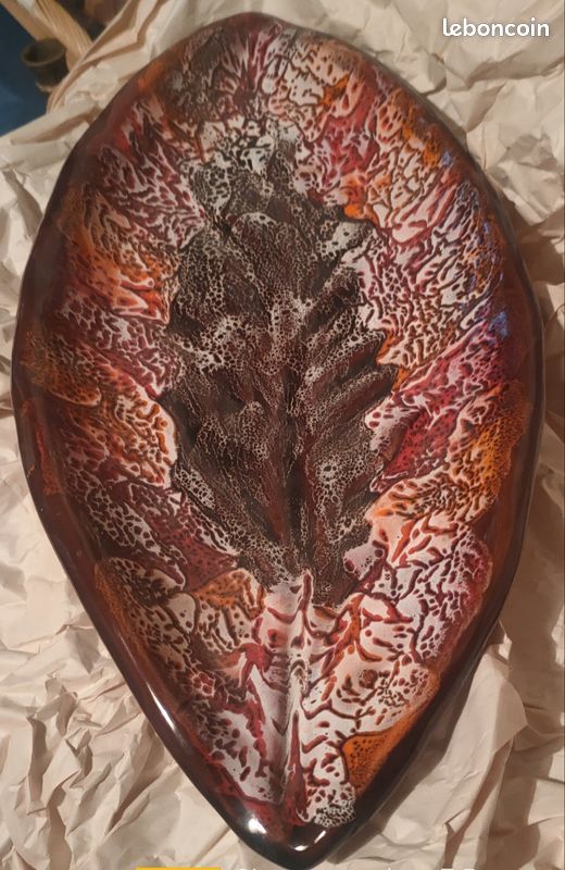 Plat ovale façon feuille (image 1)