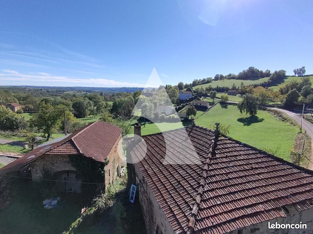 Maison 2 pièces 180 m² · à Planioles · 180 m² · 125 000 €
