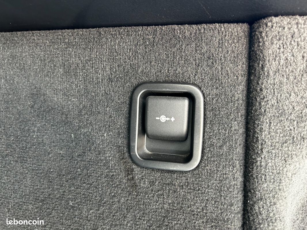 BMW X6 E71 LCI xDrive40d 306ch Exclusive A (image 34)