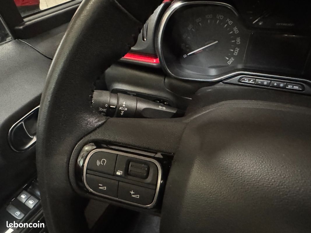 CITROEN C3 Graphic 1.2 PureTech 82 ch - courroie OK entretien en concession (image 19)