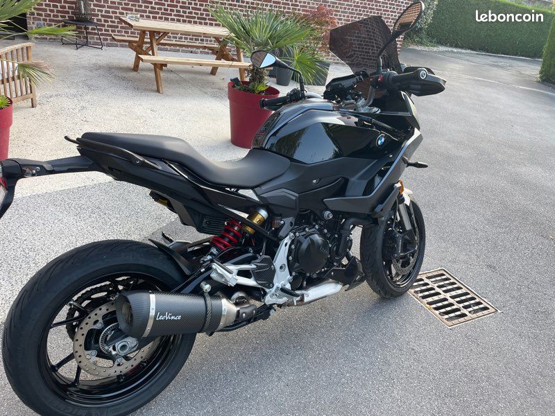 Bmw f900xr triple black (image 8)