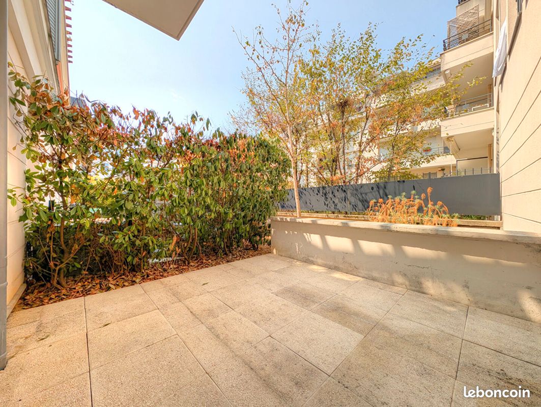 Appartement 2 pièces 43 m² · à La Garenne-Colombes · 43 m² · 336 000 €