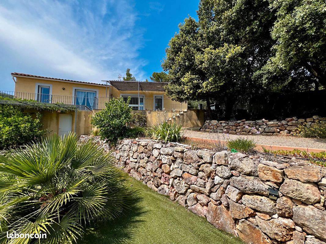 Maison 6 pièces 143 m² · à Montfort-sur-Argens · 143 m² · 445 000 €