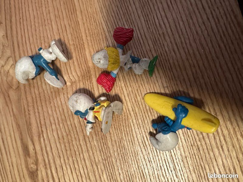 Lot de 4 figurines schtroumpfs en plastique (image 3)