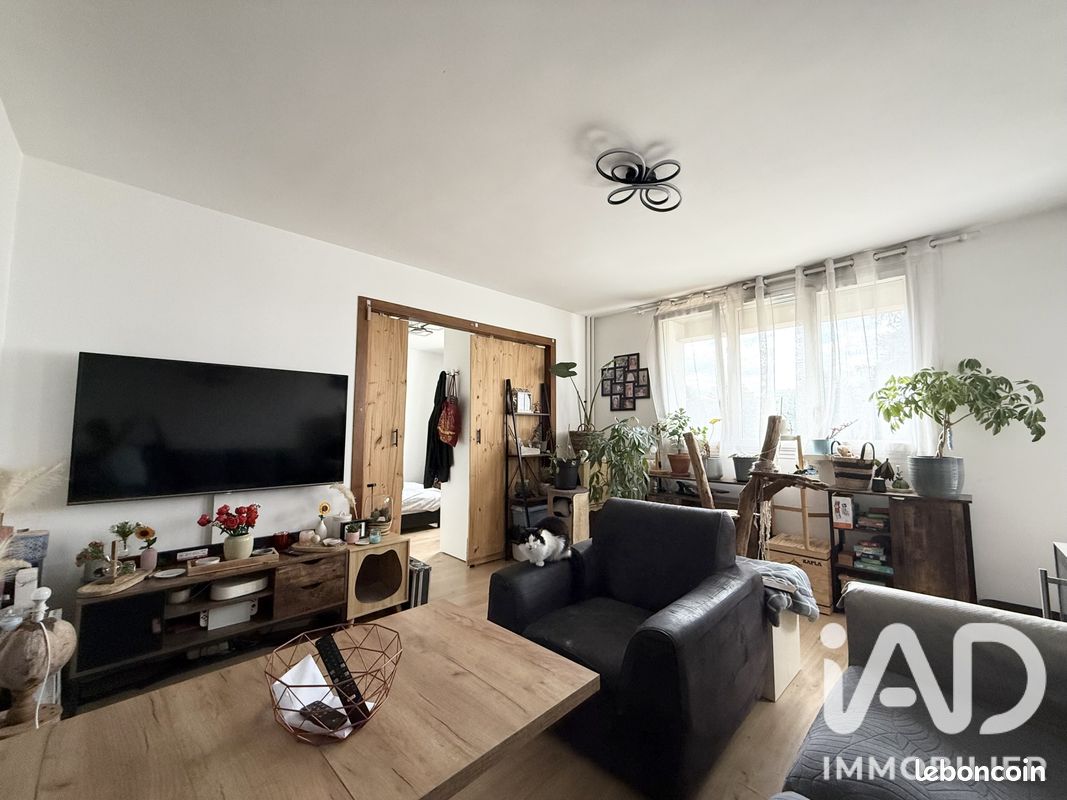 Appartement 4 pièces 65 m² · à Melun · 65 m² · 140 000 €