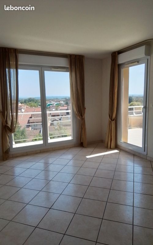 Appartement 4 pièces 95 m² · à Meximieux · 95 m² · 1 250 €/mois