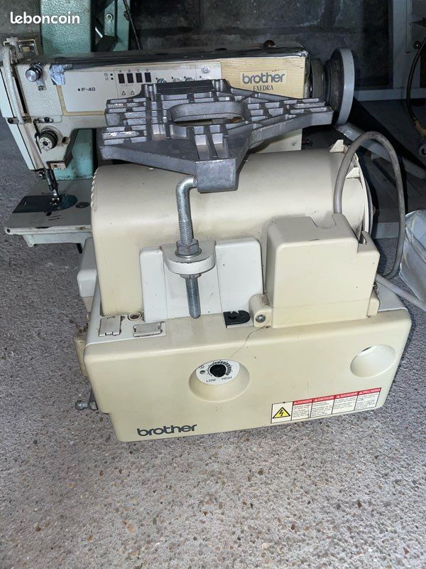 Lot machine de couture (image 3)