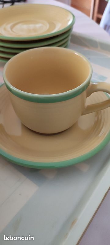 Lot tasse et soucoupe (image 1)